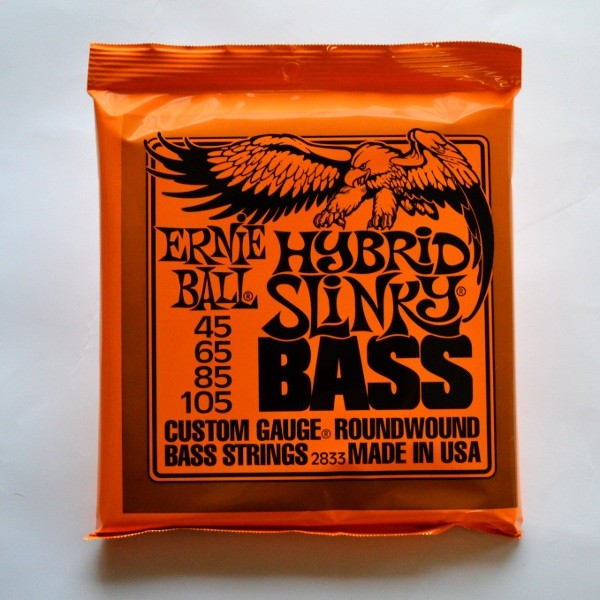 Ernie Ball 2833 Bass-Saiten - Hybrid Slinky